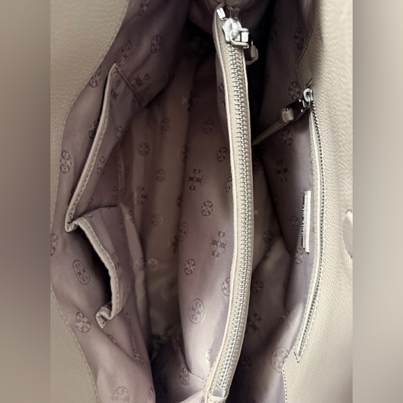 Tory Burch Britten Triple Compartment Tote bag and Slim Envelope Wallet Clutch - Picture 7 of 8